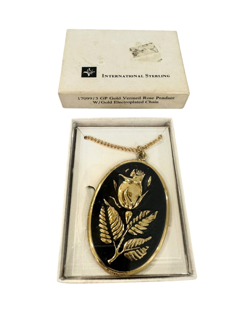 925 Sterling Silver Vintage Two Tone Rose Flower Oval Drop Pendant Necklace